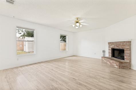 4277 Estes Park Circle Haltom City TX 76137