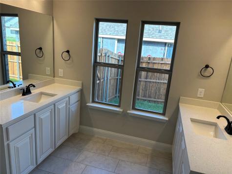 613 Red Maple Road Waxahachie TX 75165