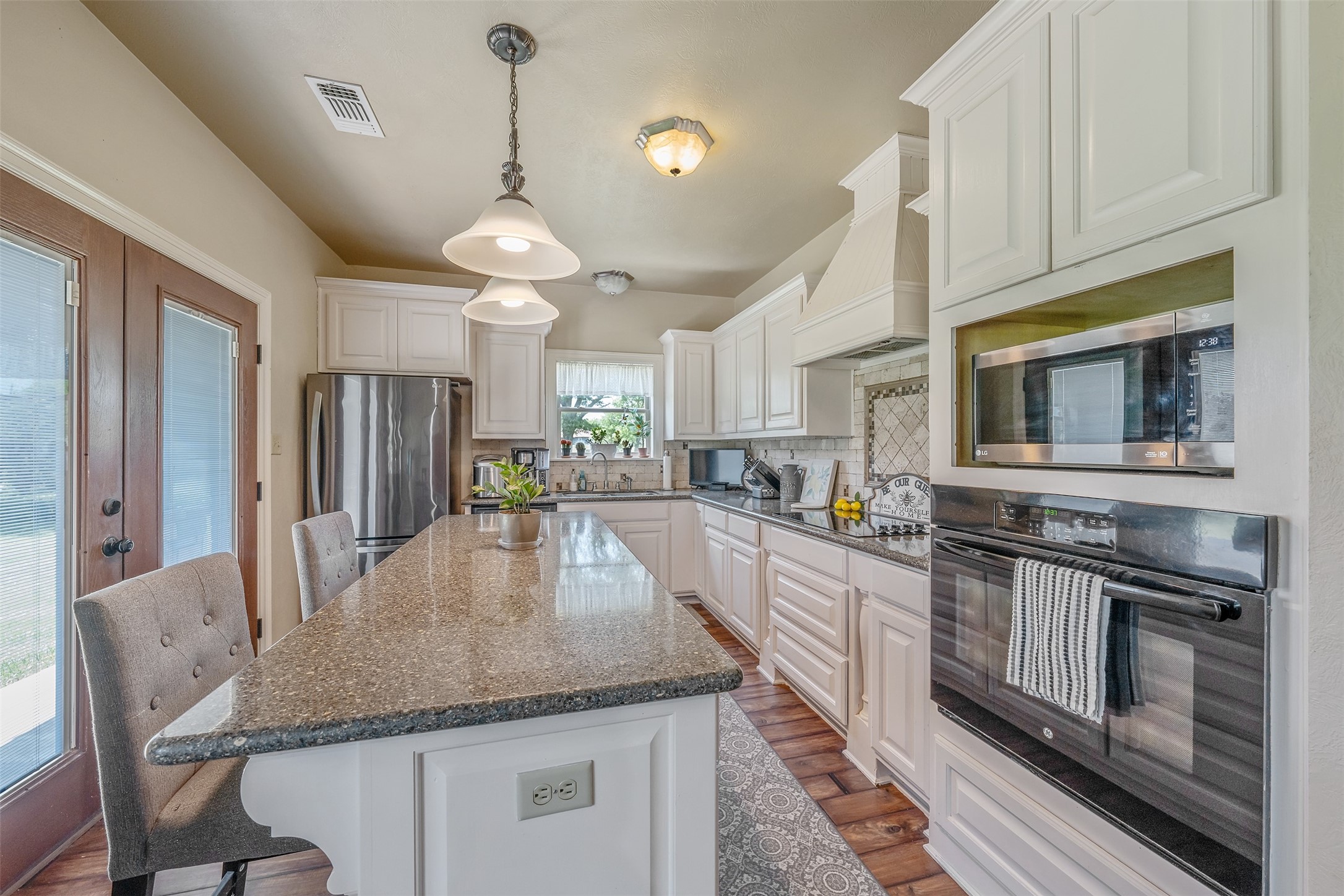 13043 W County Road 4182 Henderson TX 75654