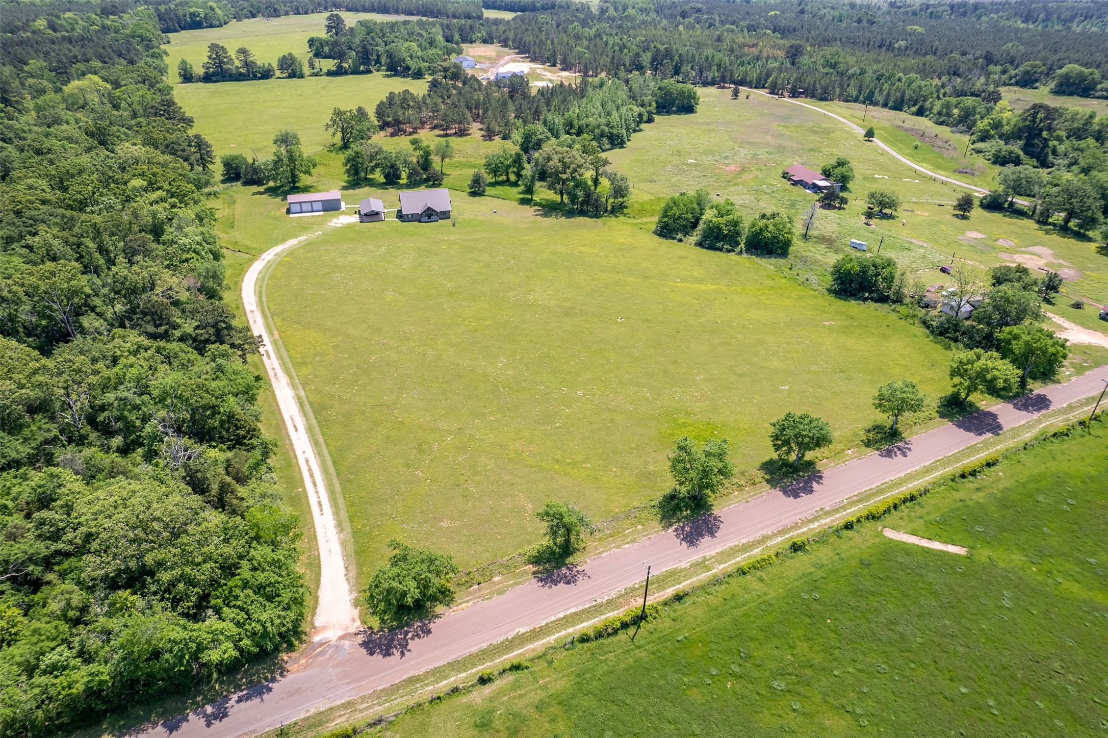 13043 W County Road 4182 Henderson TX 75654