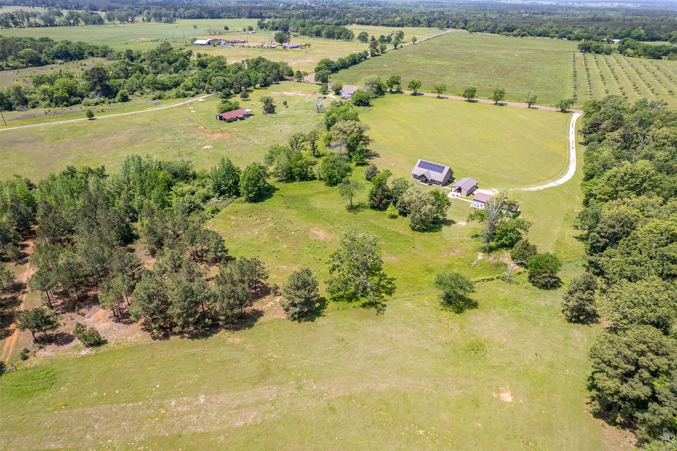13043 W County Road 4182 Henderson TX 75654