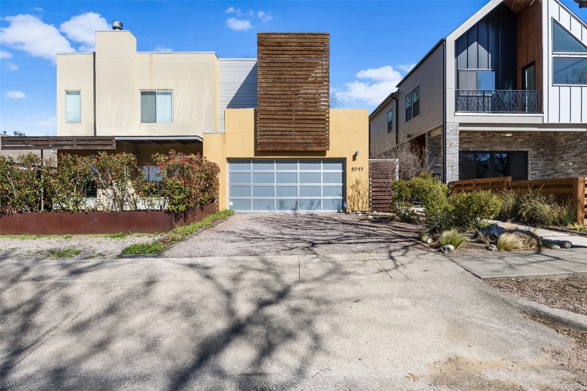 5717 Penrose Avenue Dallas TX 75206