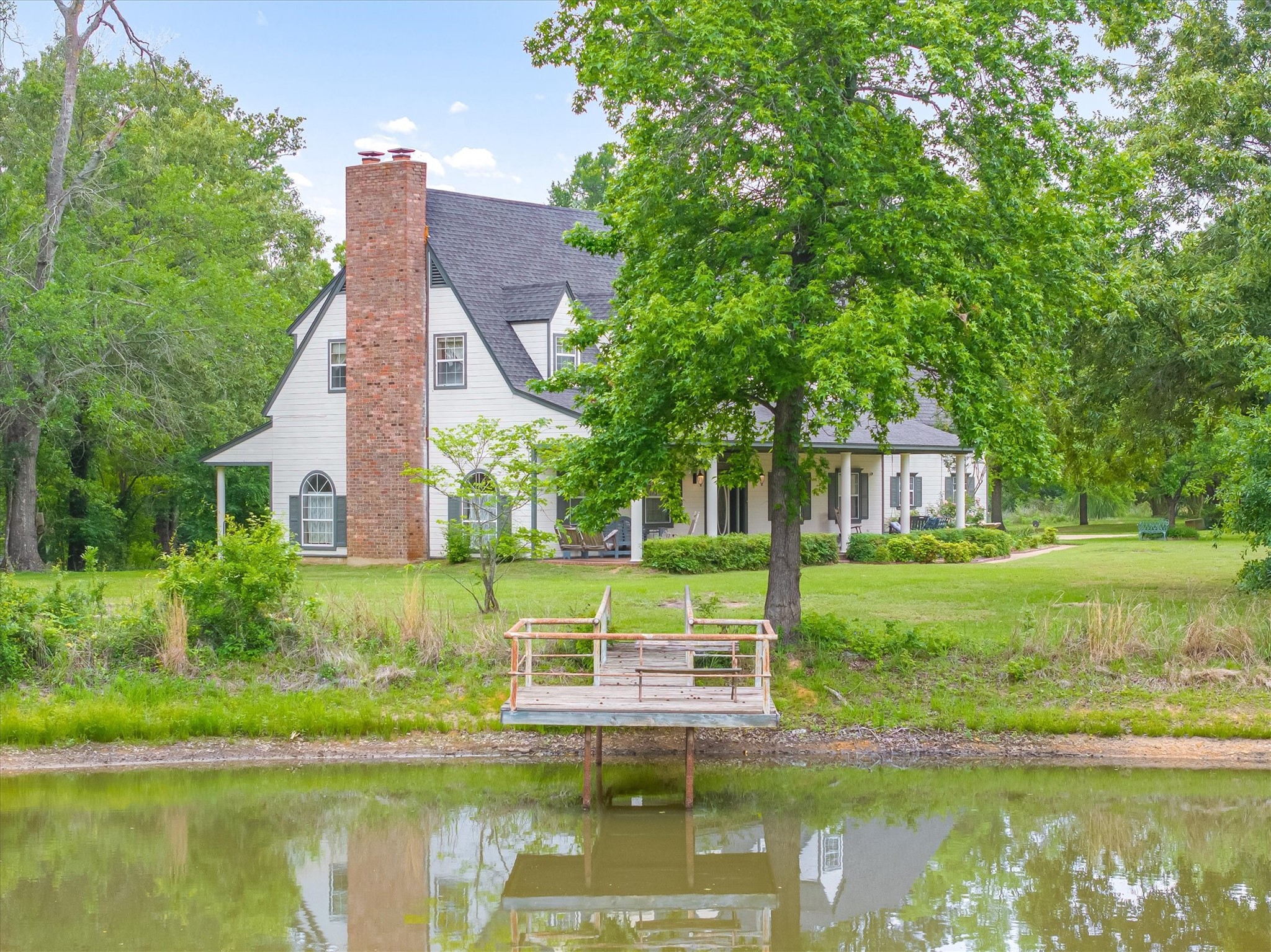 1434 Vz County Road 4519 Van TX 75790