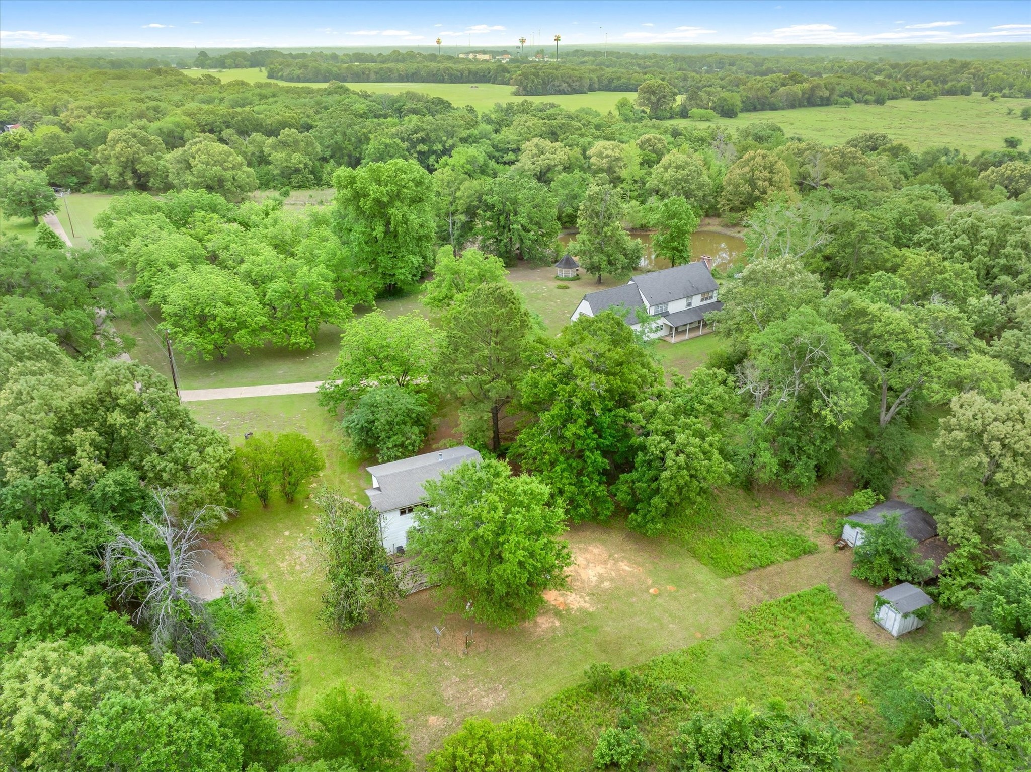 1434 Vz County Road 4519 Van TX 75790