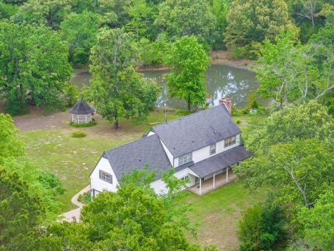 1434 Vz County Road 4519 Van TX 75790