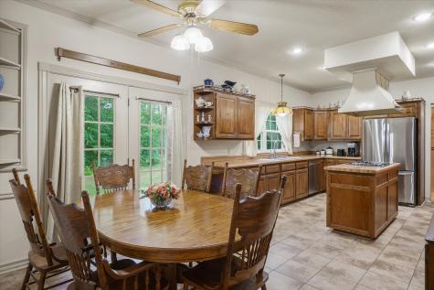 1434 Vz County Road 4519 Van TX 75790