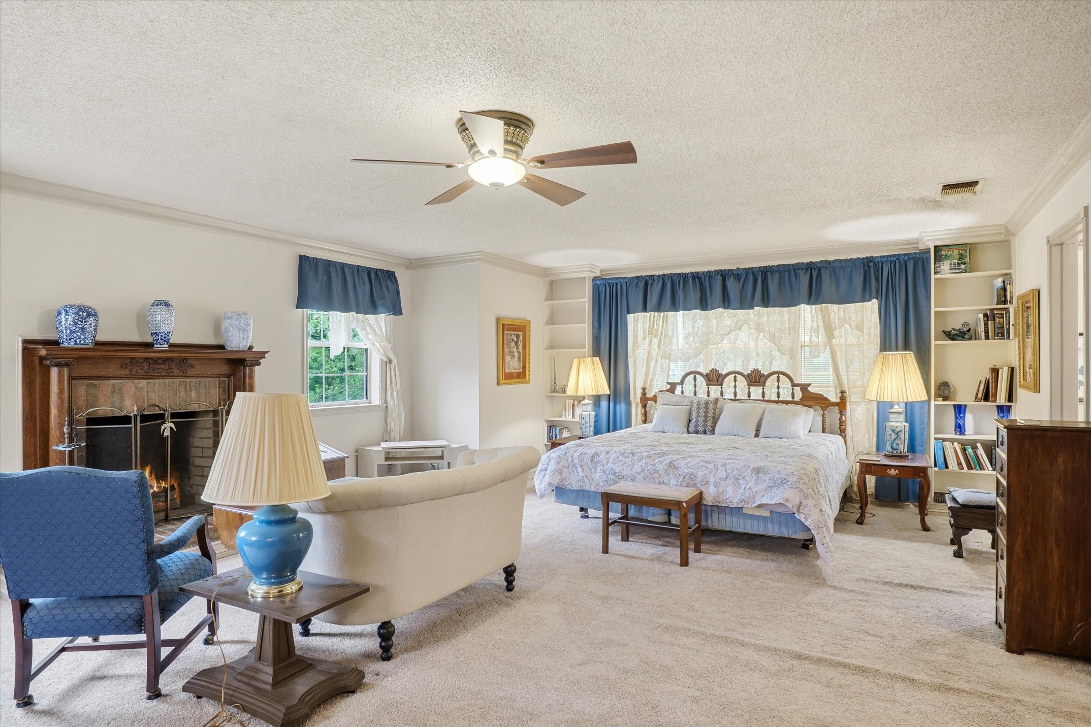 1434 Vz County Road 4519 Van TX 75790