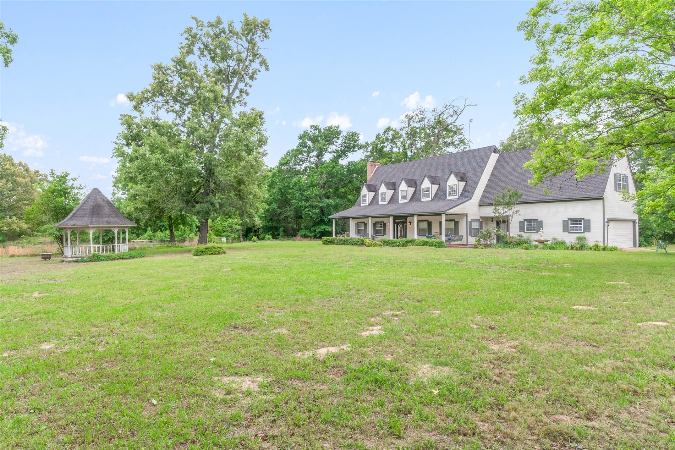 1434 Vz County Road 4519 Van TX 75790