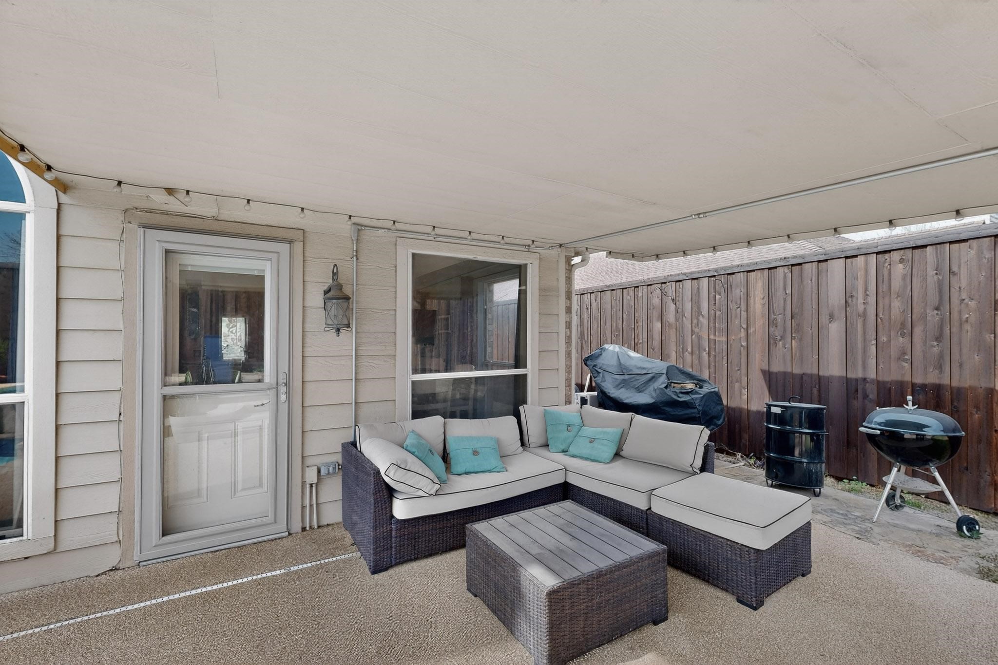 734 River Oak Way Lake Dallas TX 75065