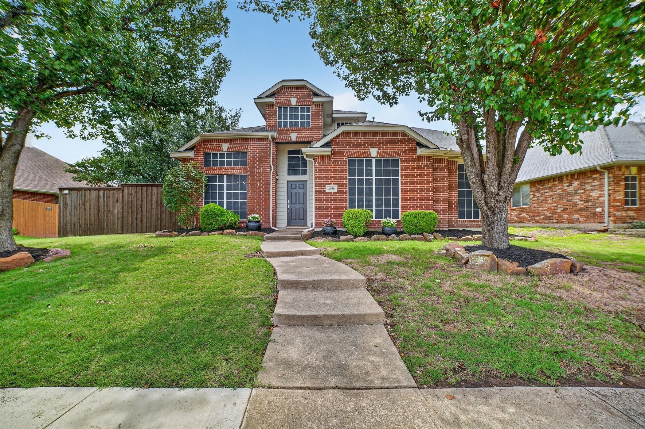 2070 Danbury Drive Rockwall TX 75032