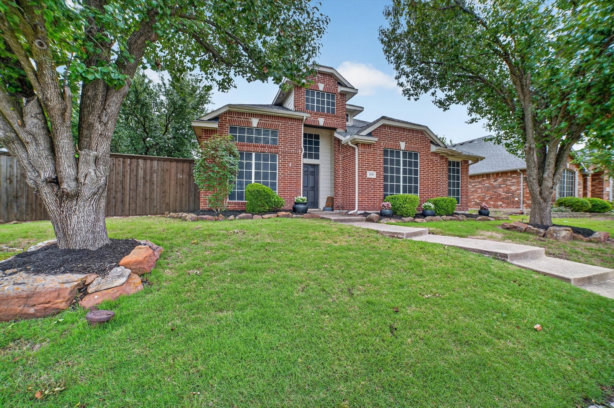2070 Danbury Drive Rockwall TX 75032