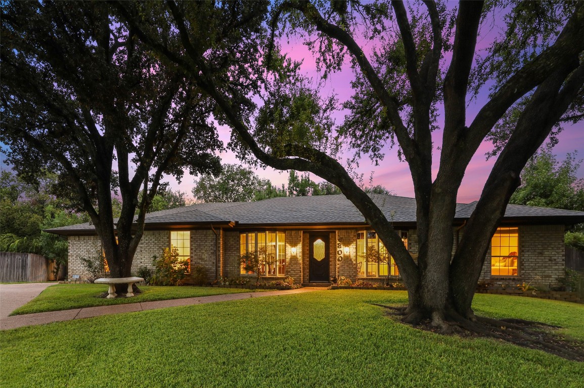 6800 Capilla Court Fort Worth TX 76133