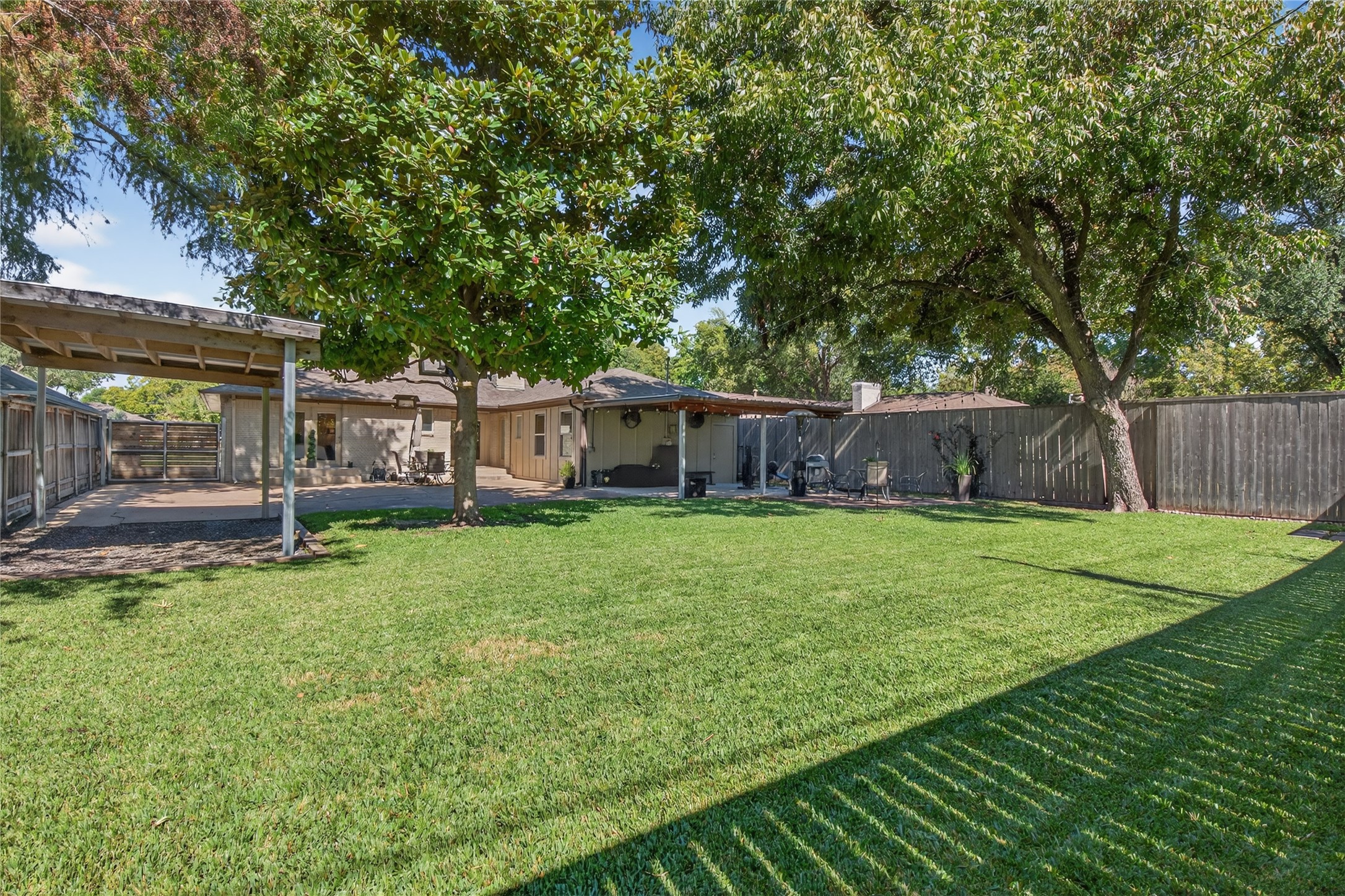 6842 Arboreal Drive Dallas TX 75231