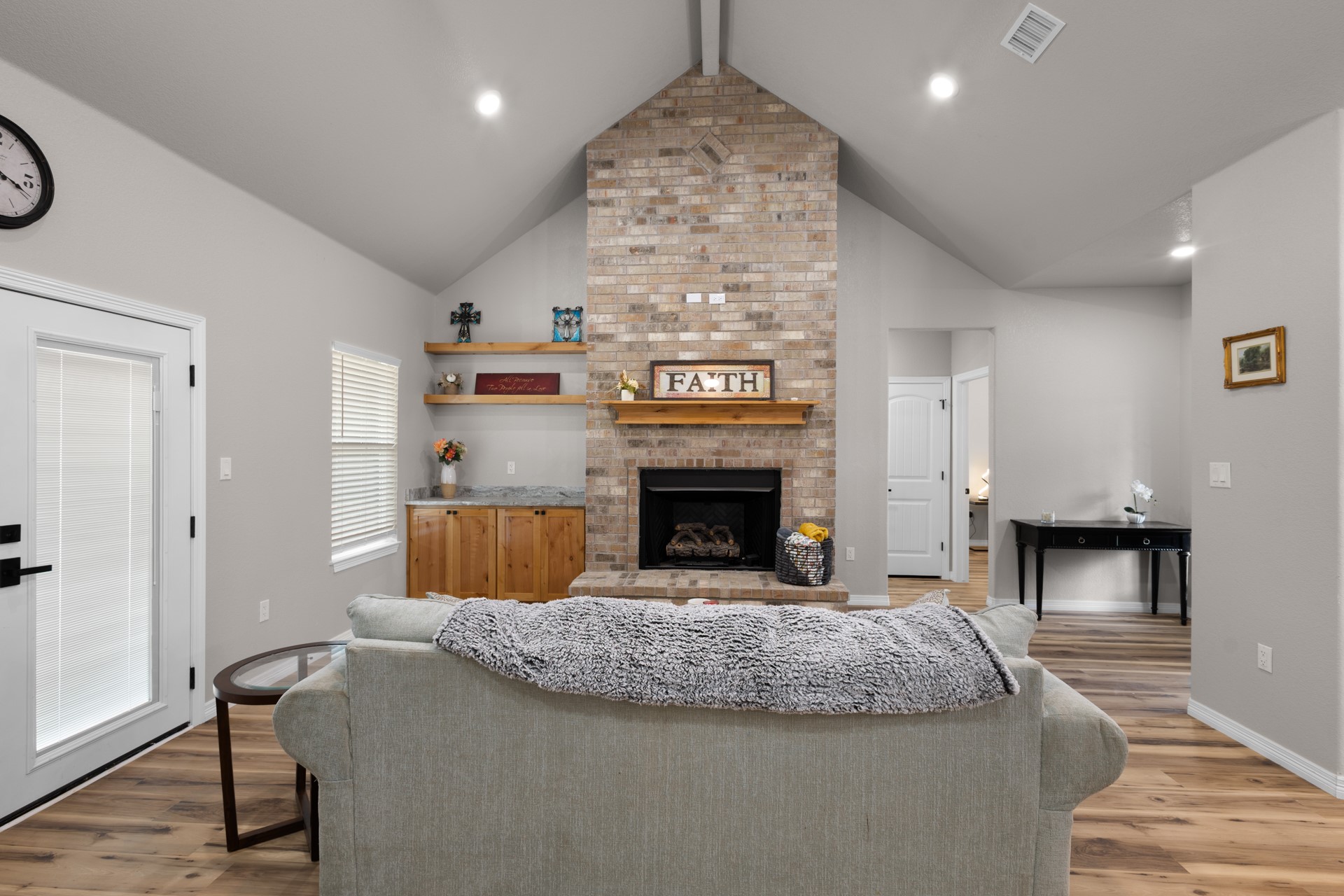 1446 Faulkner Road Sunset TX 76270