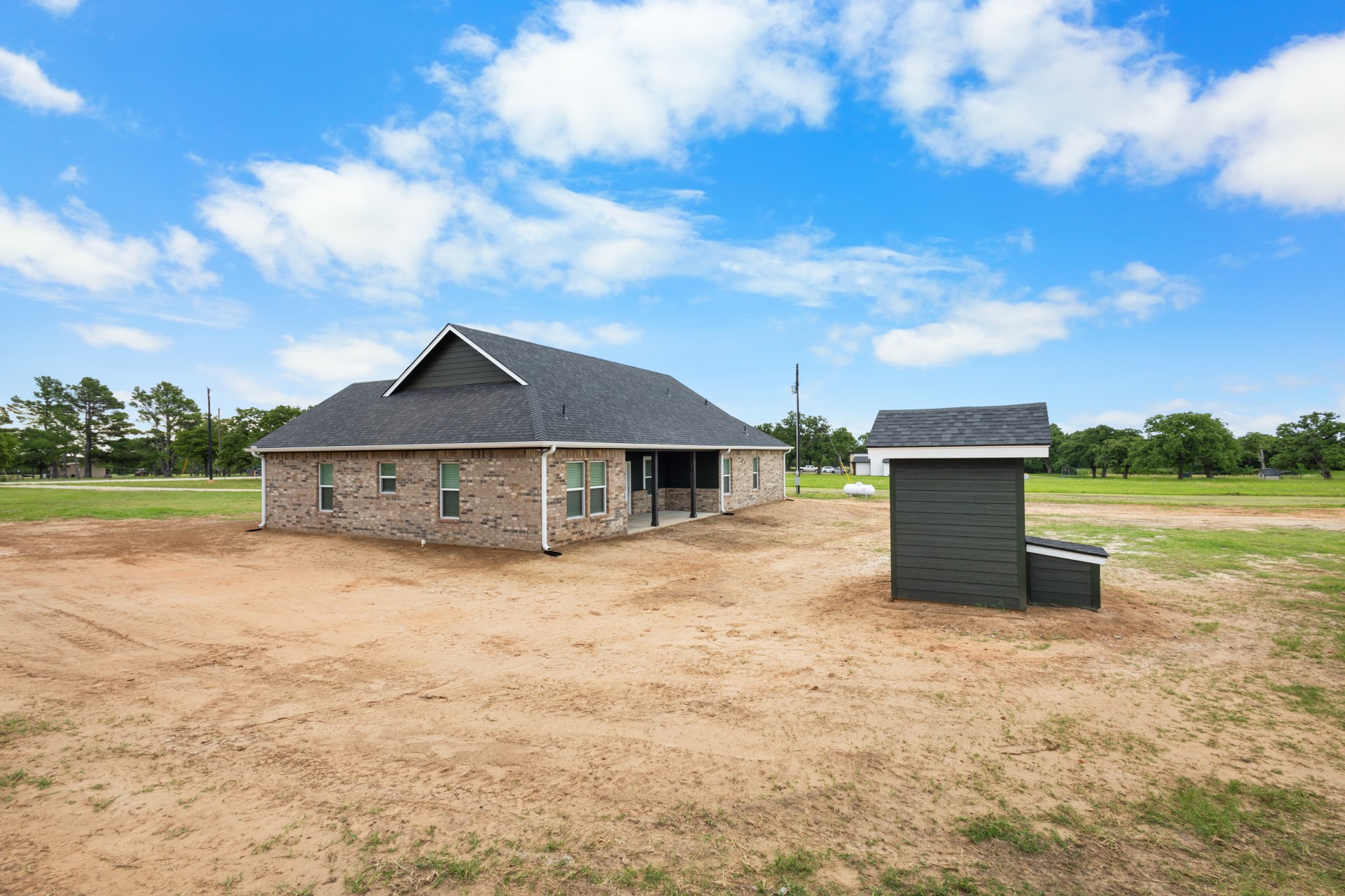 1446 Faulkner Road Sunset TX 76270