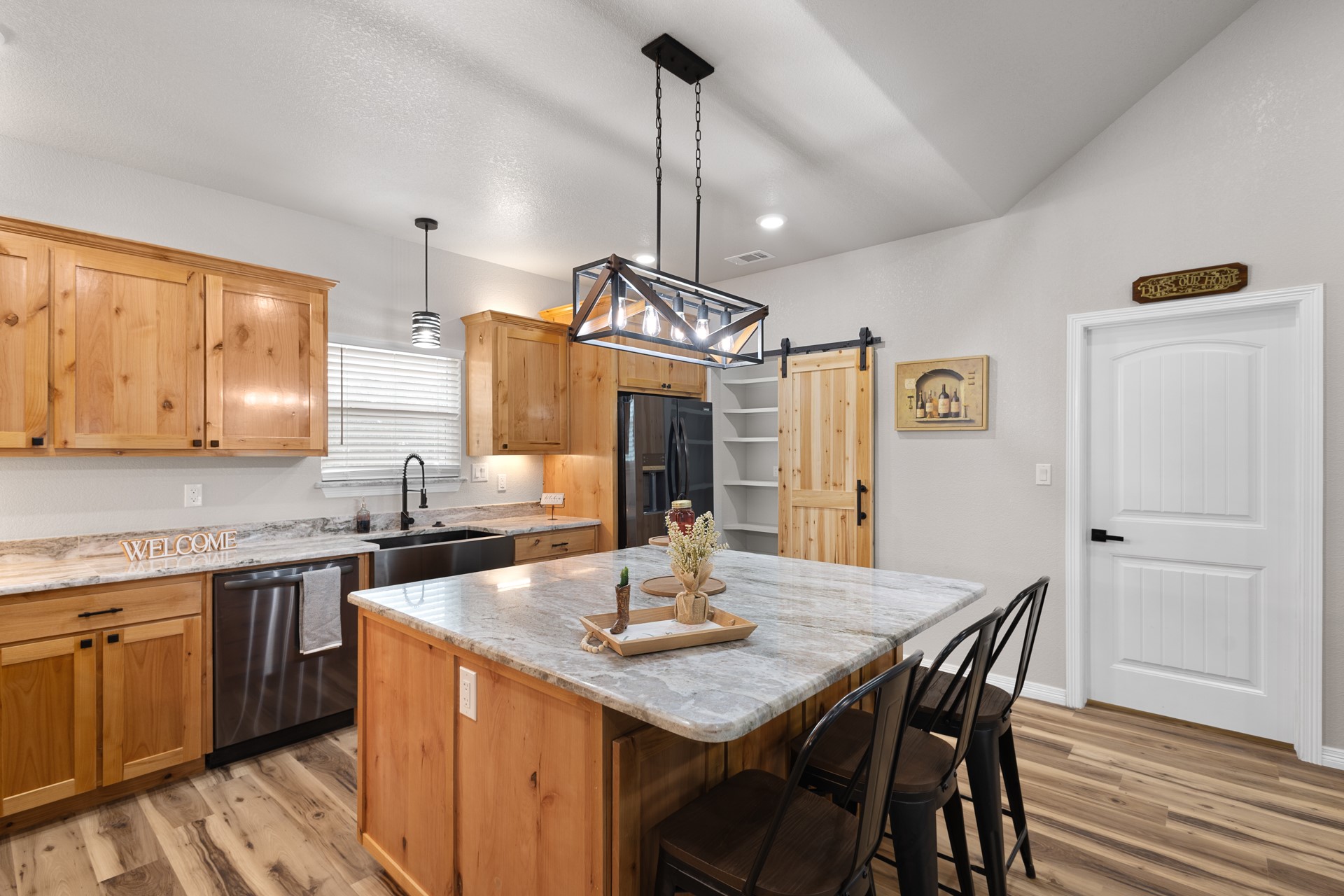 1446 Faulkner Road Sunset TX 76270