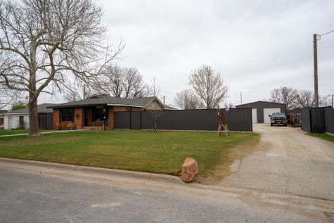 455 5th Hawley TX 79525