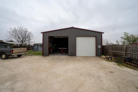 455 5th Hawley TX 79525