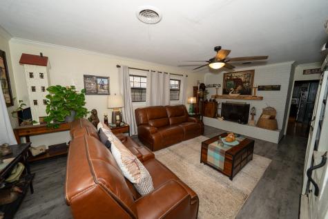 455 5th Hawley TX 79525