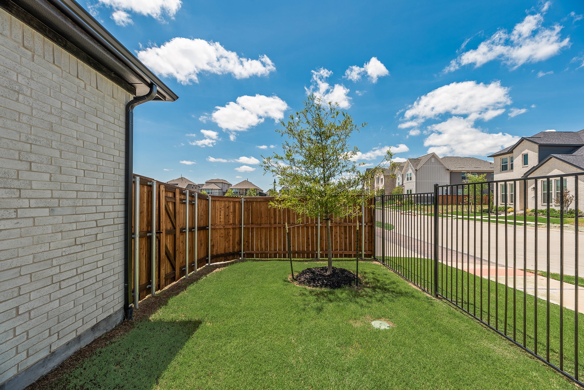 1532 Sandhill Lane Celina TX 75009