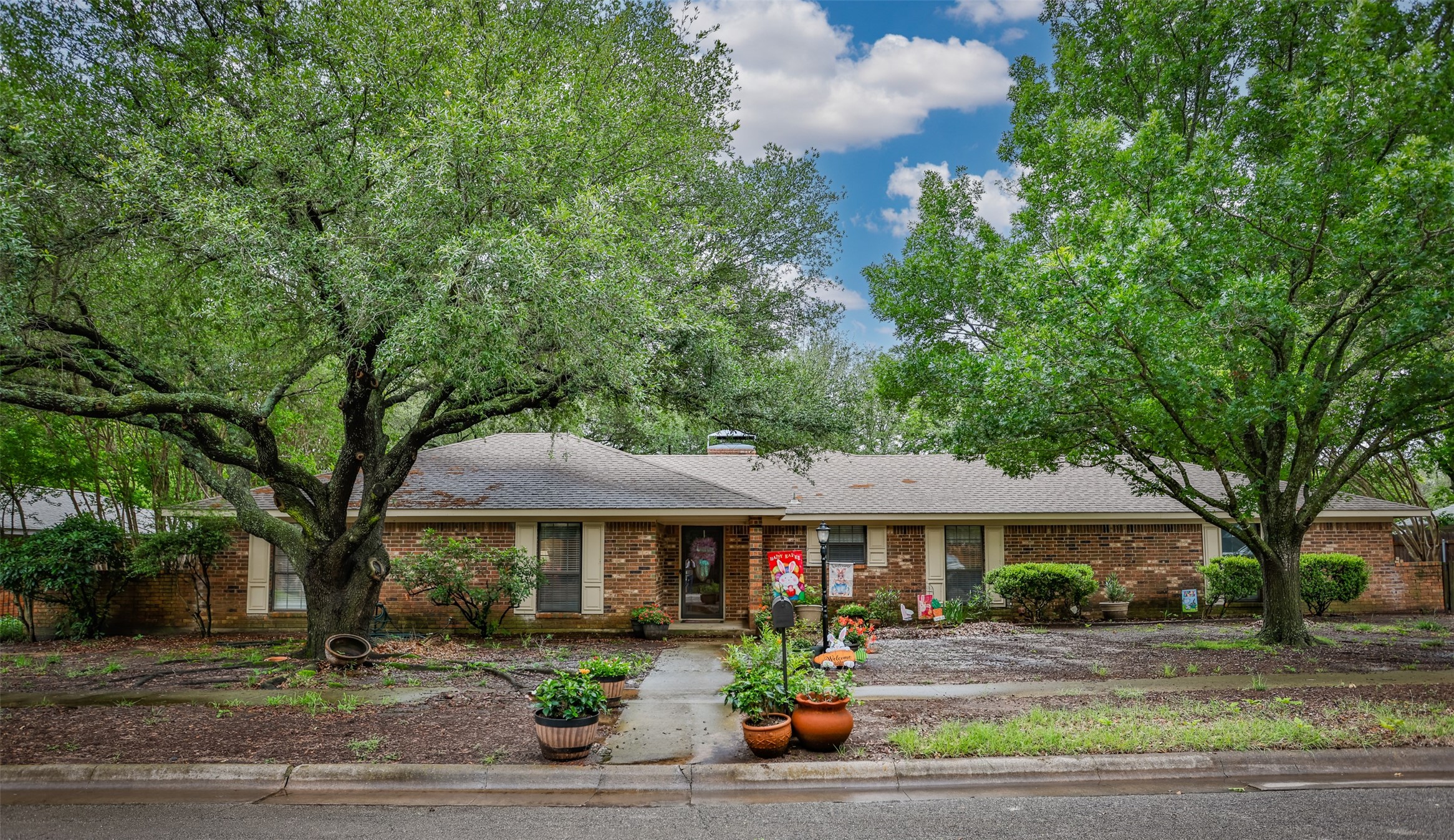 2002 Everglade Drive Gainesville TX 76240
