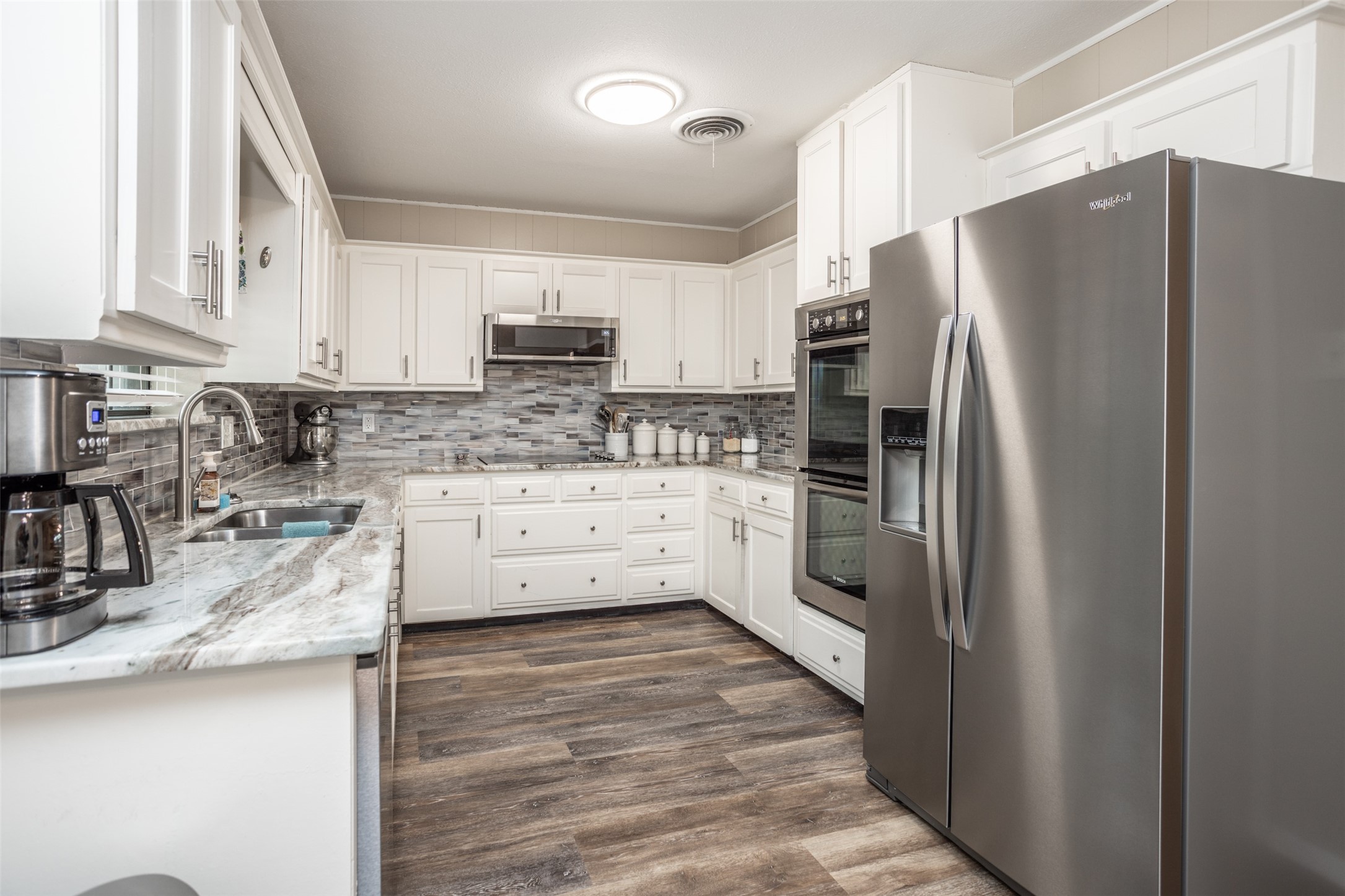 2002 Everglade Drive Gainesville TX 76240