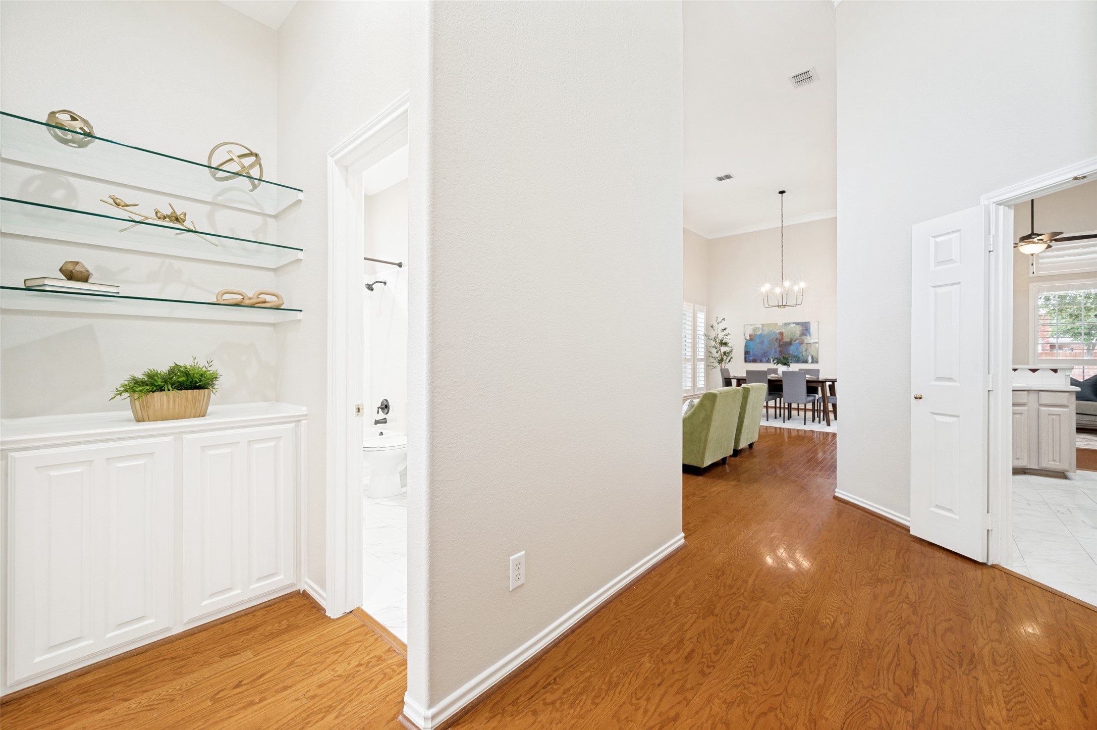 306 Heatherwood Drive Irving TX 75063