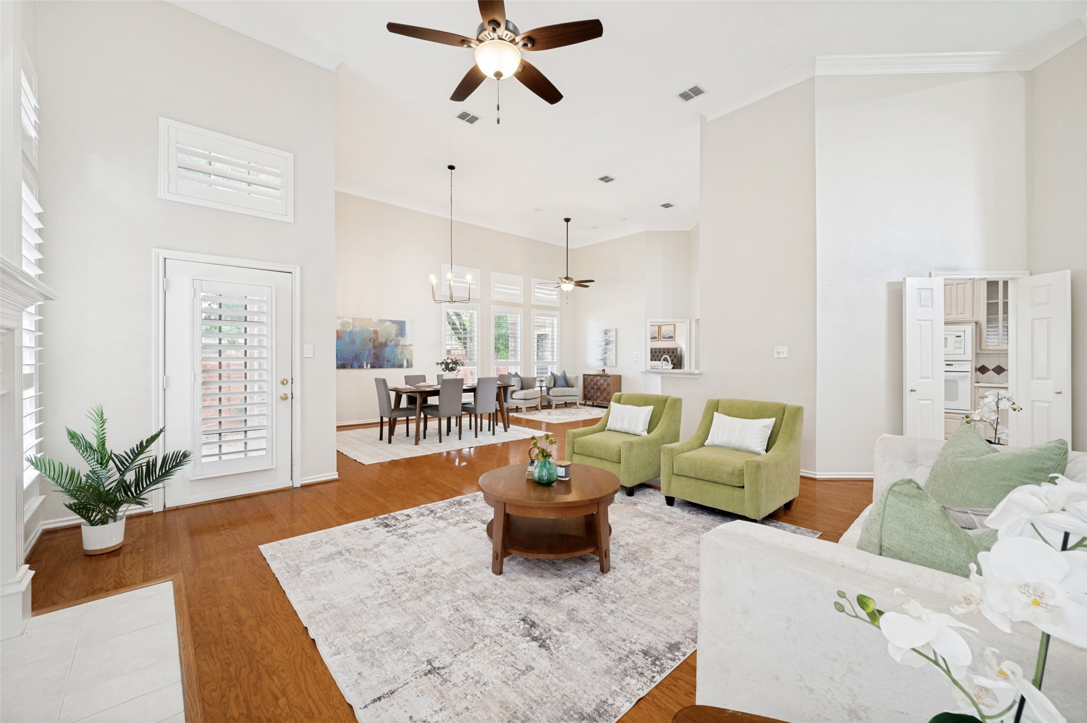 306 Heatherwood Drive Irving TX 75063