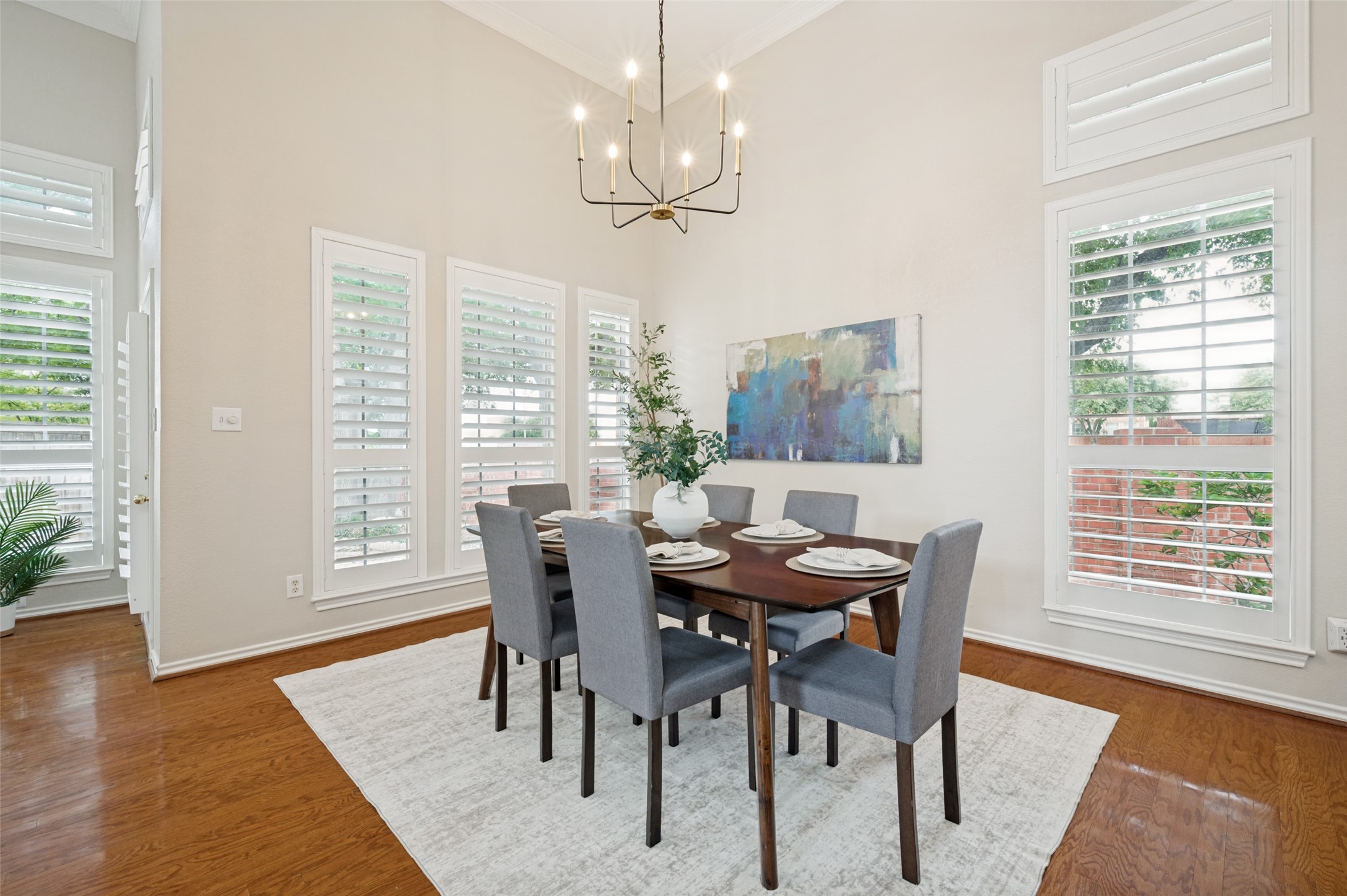 306 Heatherwood Drive Irving TX 75063