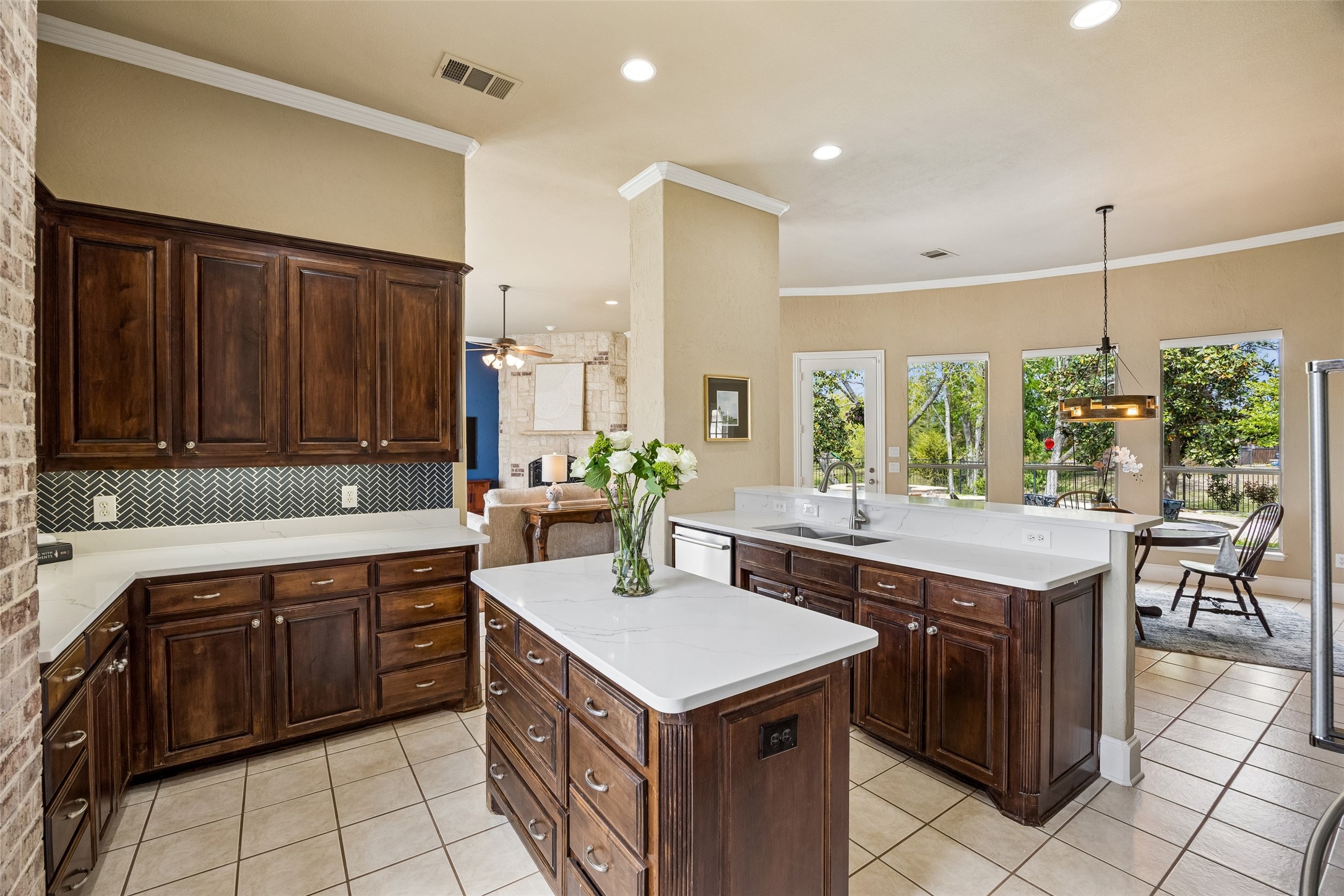 1320 Lakeview Drive Celina TX 75009