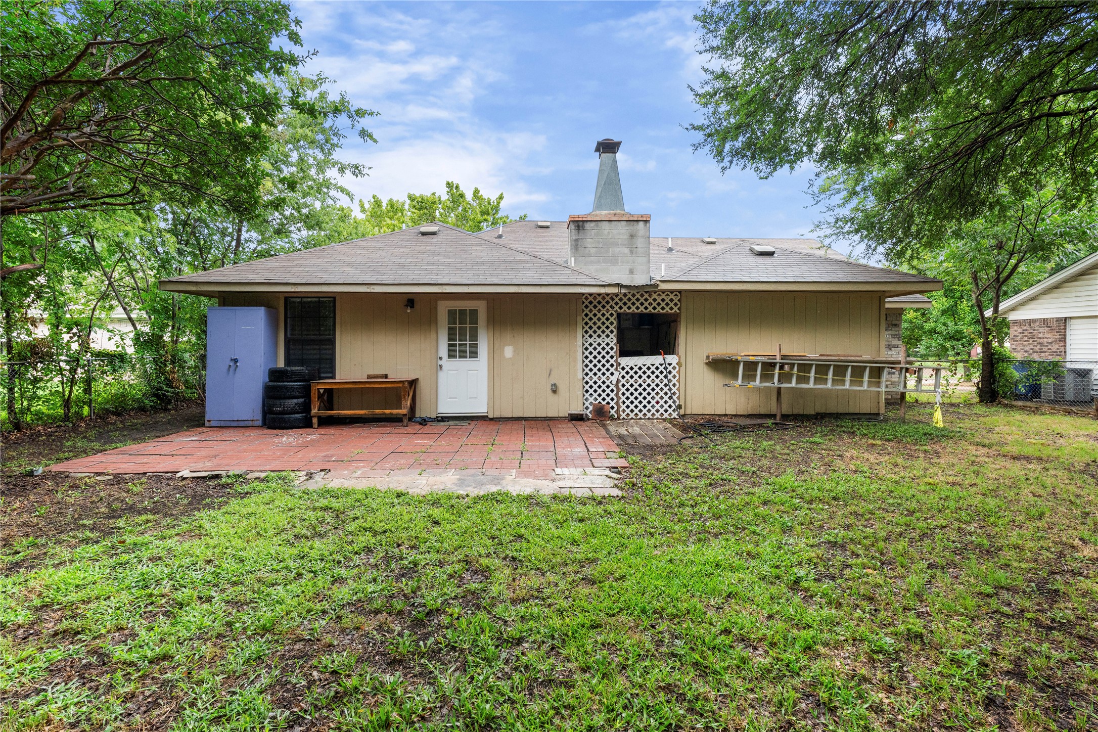 1121 Sam Houston Drive Garland TX 75042
