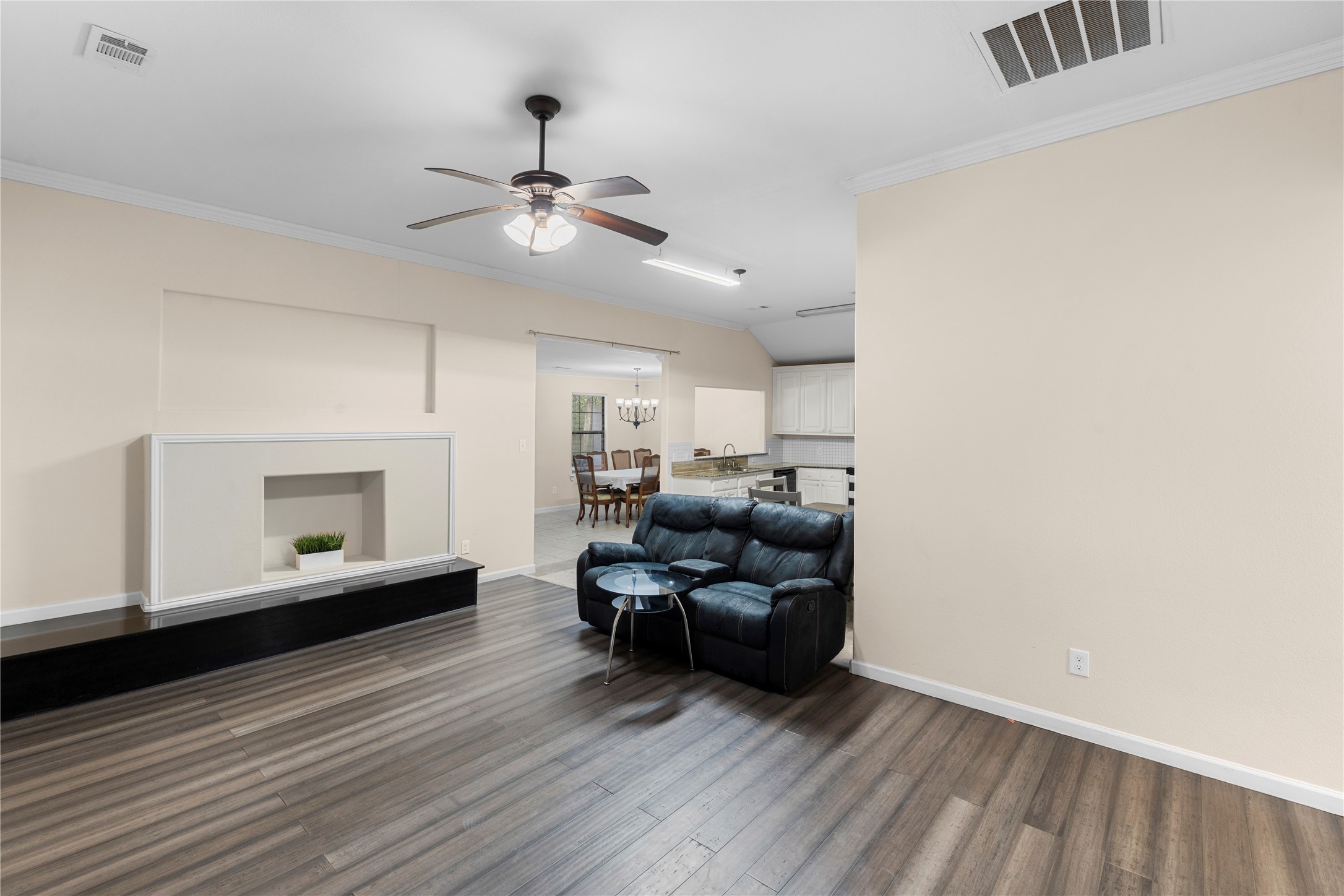 1121 Sam Houston Drive Garland TX 75042