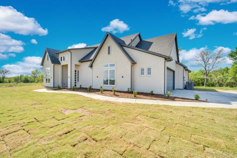 111 Barefoot Bay Boulevard Corsicana TX 75109