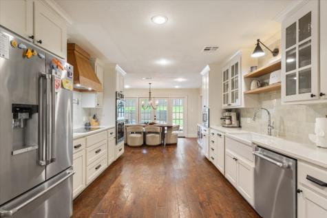 402 Shadow Mountain Drive Woodway TX 76712