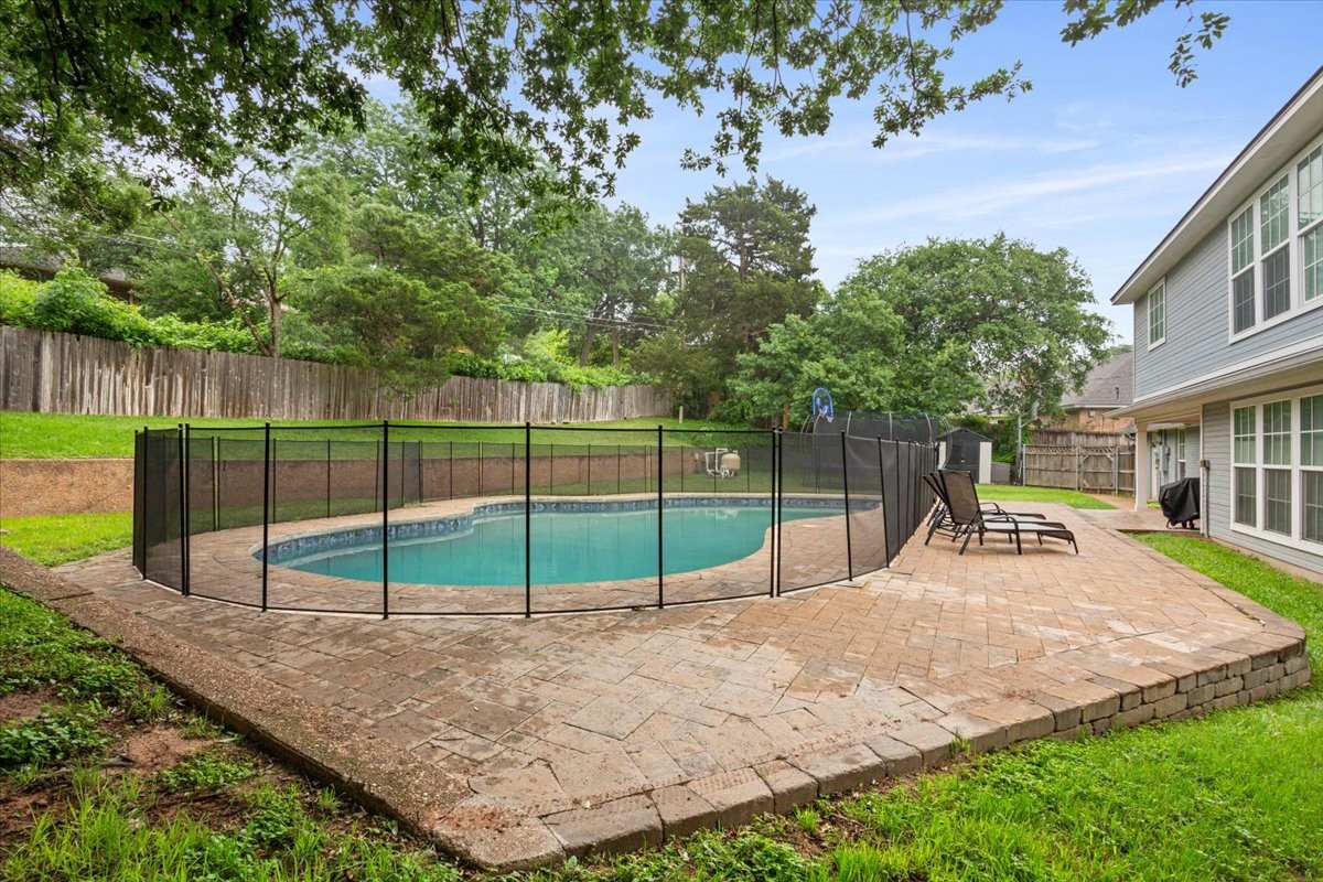 402 Shadow Mountain Drive Woodway TX 76712