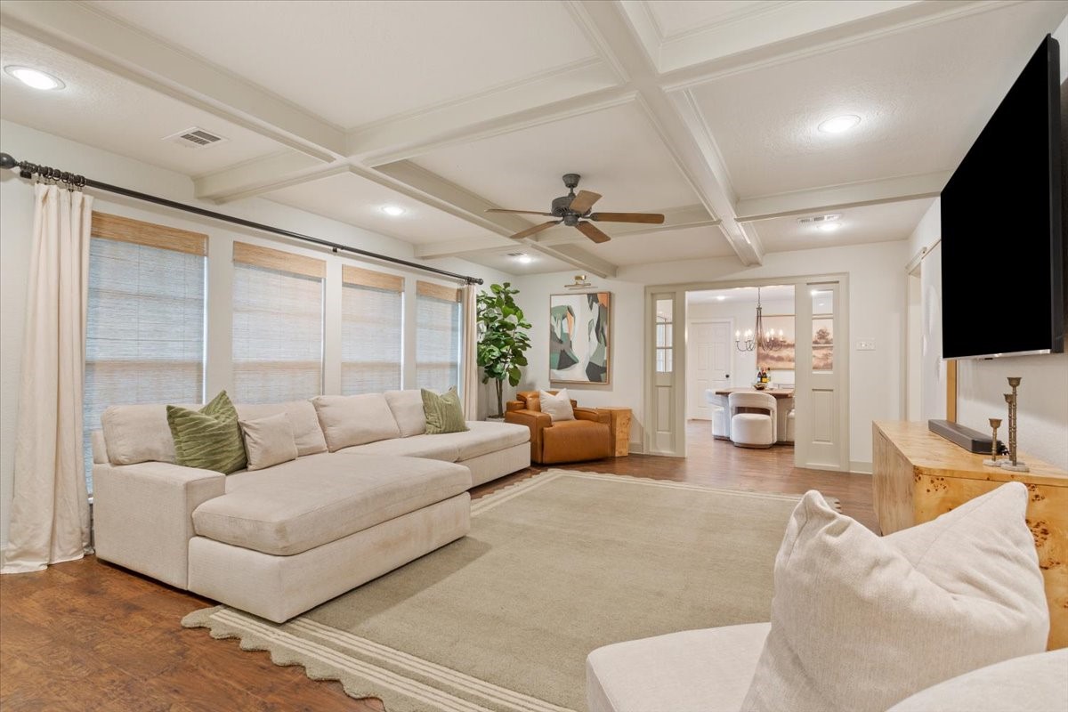 402 Shadow Mountain Drive Woodway TX 76712