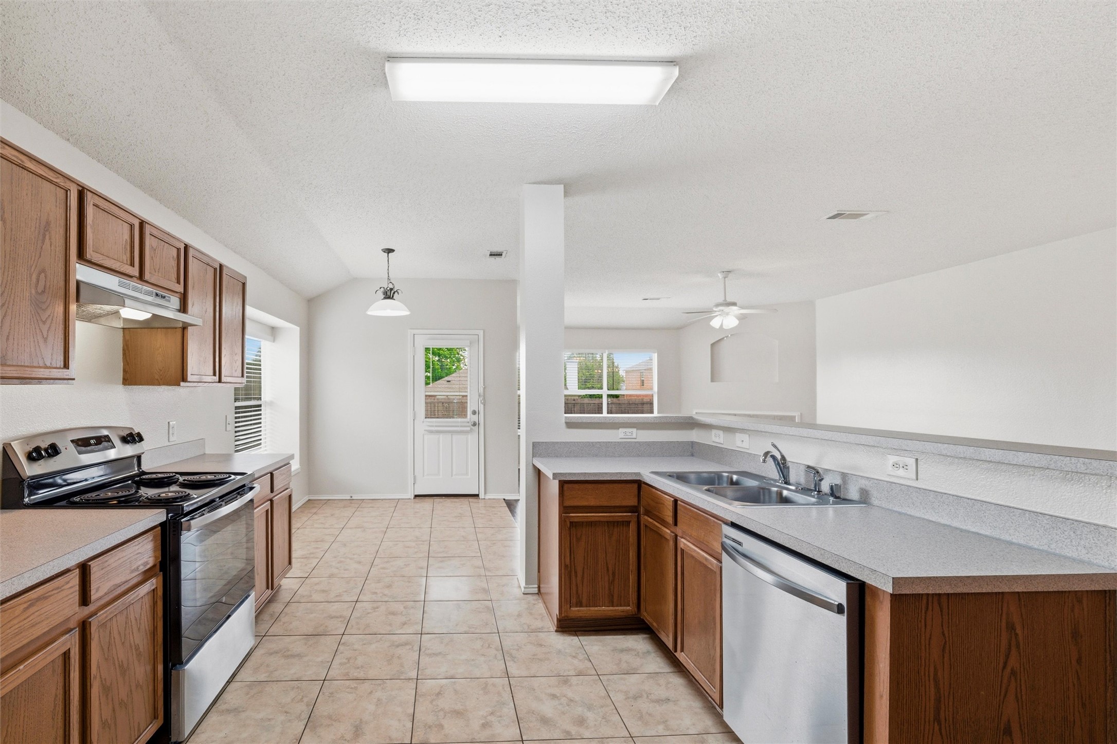 1516 Shady Shores Drive Glenn Heights TX 75154