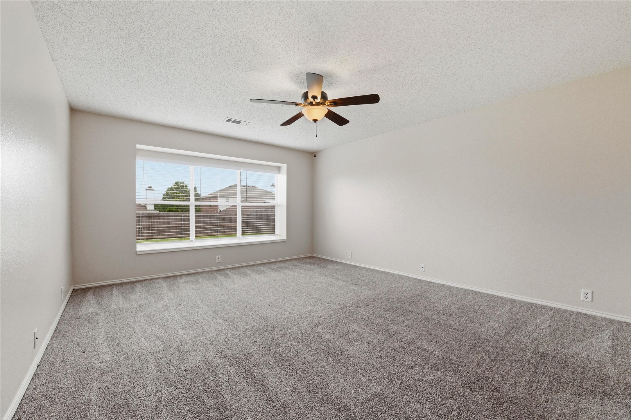 1516 Shady Shores Drive Glenn Heights TX 75154