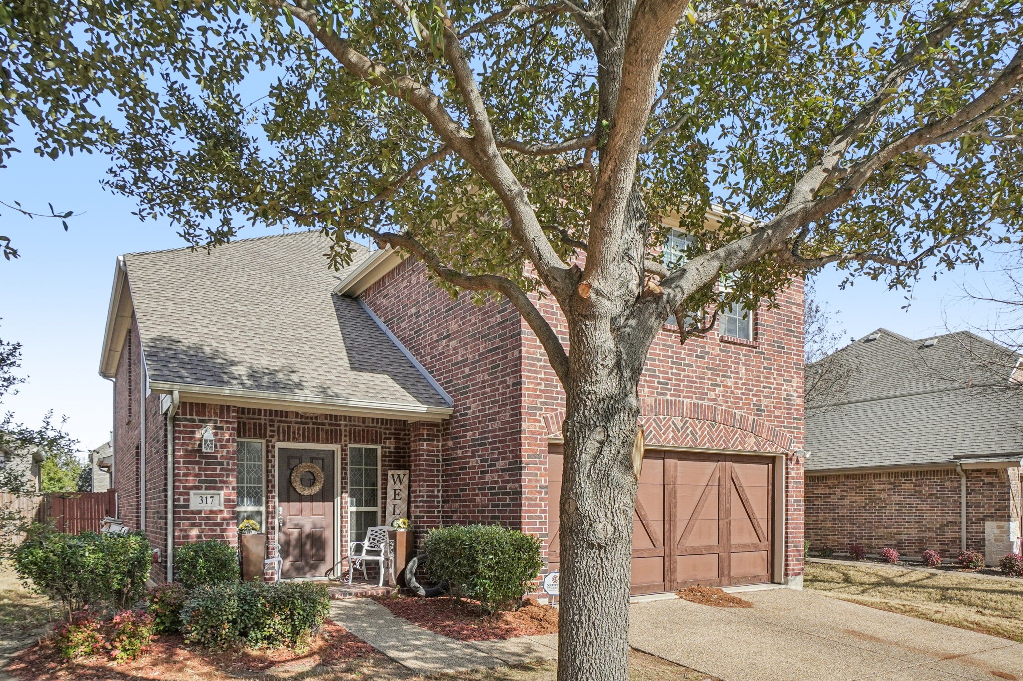 317 Eastland Drive Lewisville TX 75056
