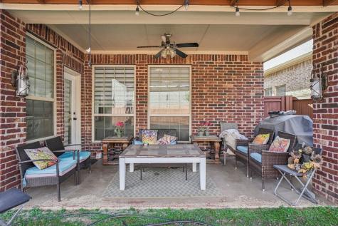 317 Eastland Drive Lewisville TX 75056