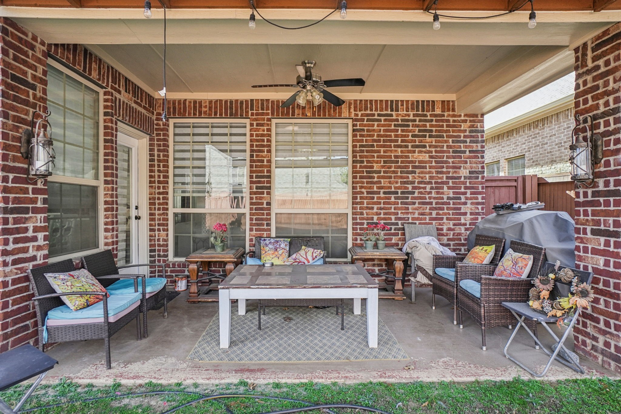 317 Eastland Drive Lewisville TX 75056