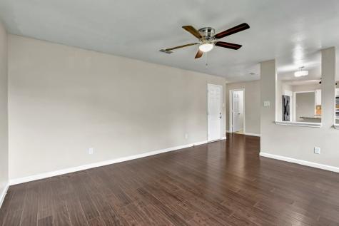 326 Baldwin Street Grand Prairie TX 75052
