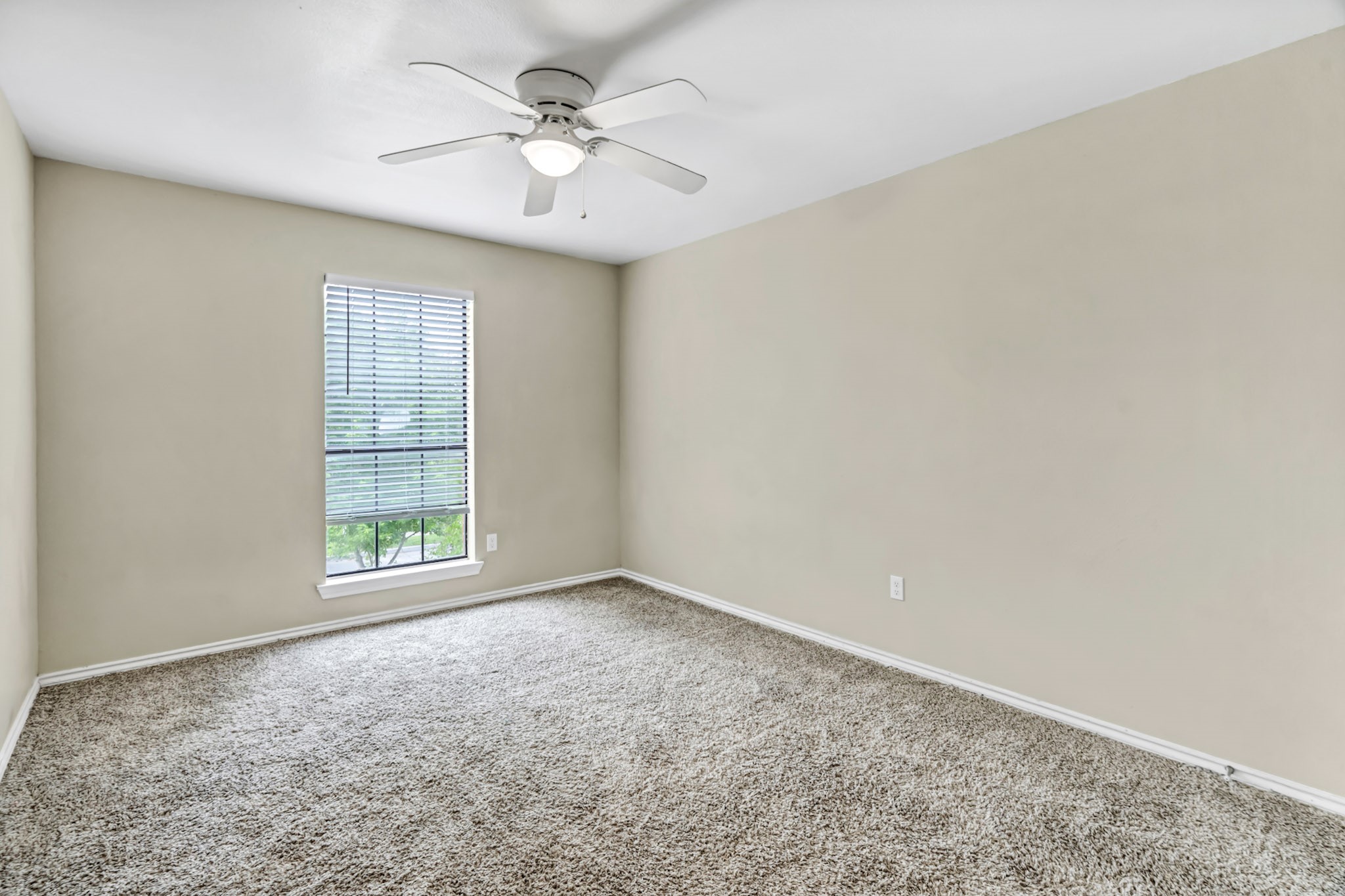 326 Baldwin Street Grand Prairie TX 75052