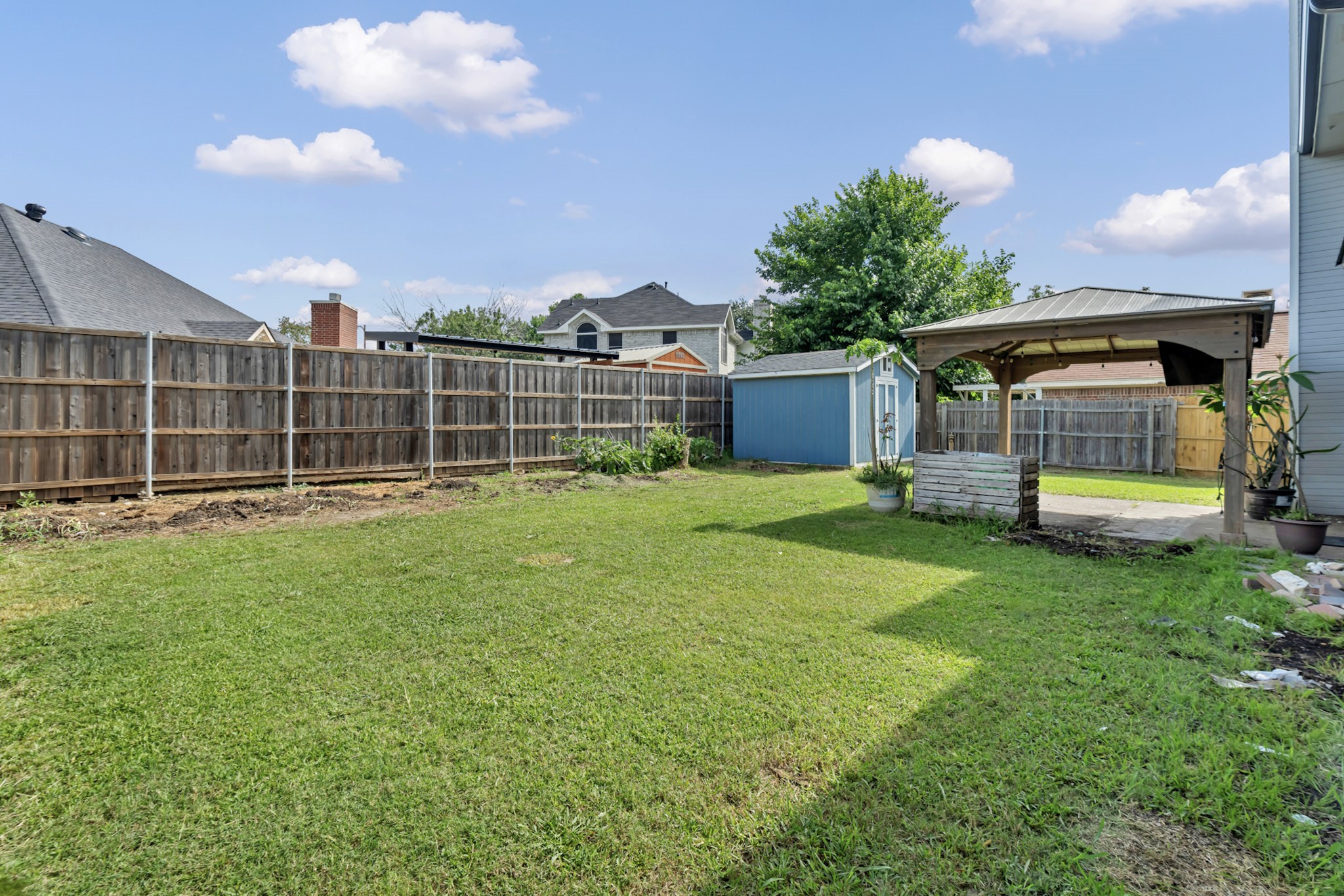 326 Baldwin Street Grand Prairie TX 75052