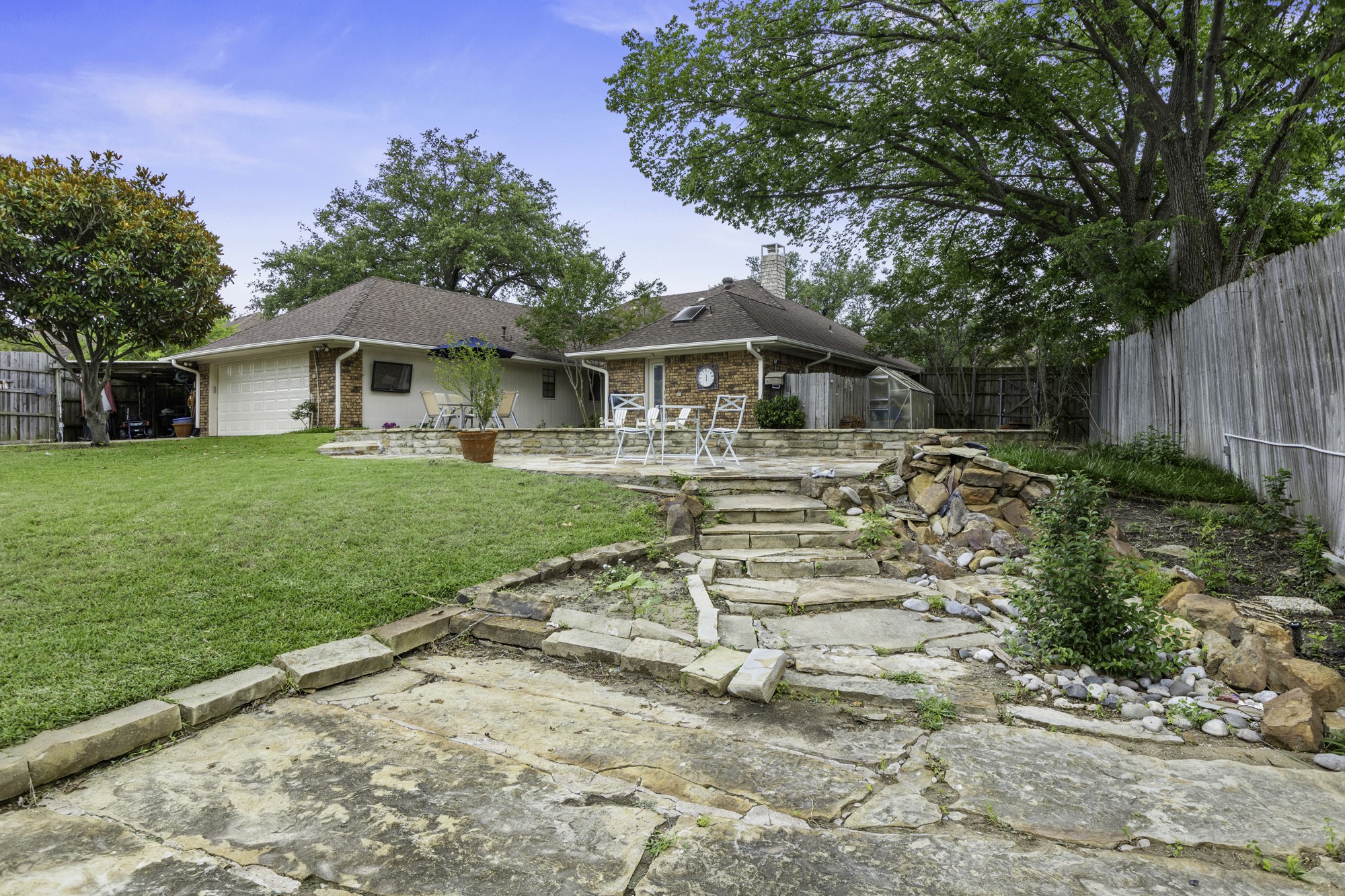 1222 Stonewall Street Garland TX 75043