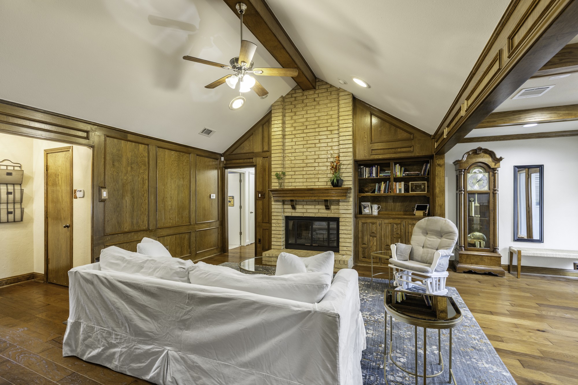 1222 Stonewall Street Garland TX 75043