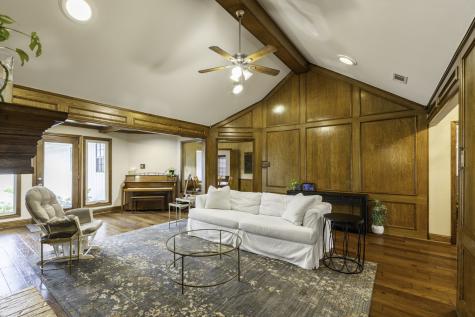 1222 Stonewall Street Garland TX 75043