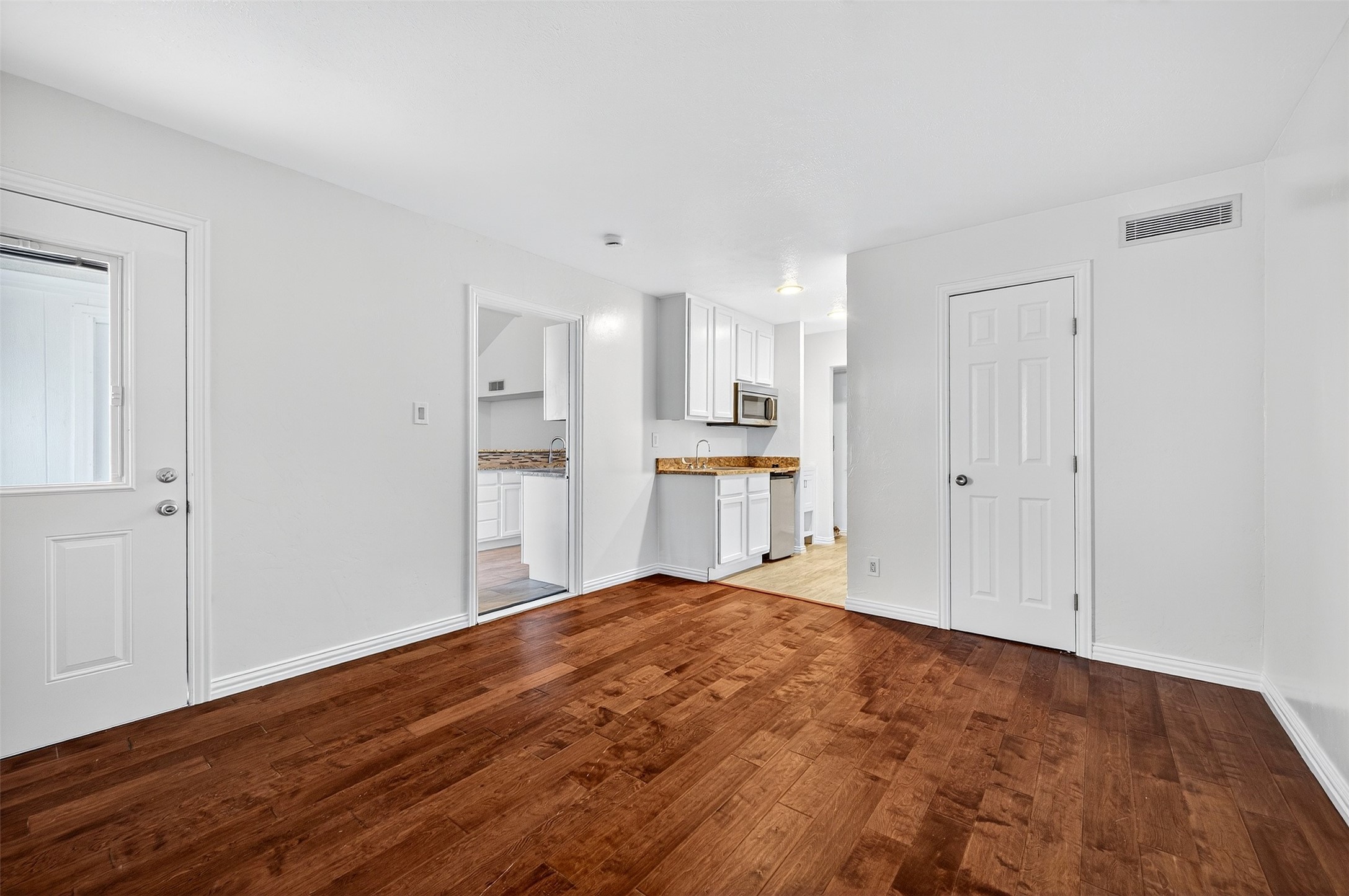 4421 Chapman Street The Colony TX 75056