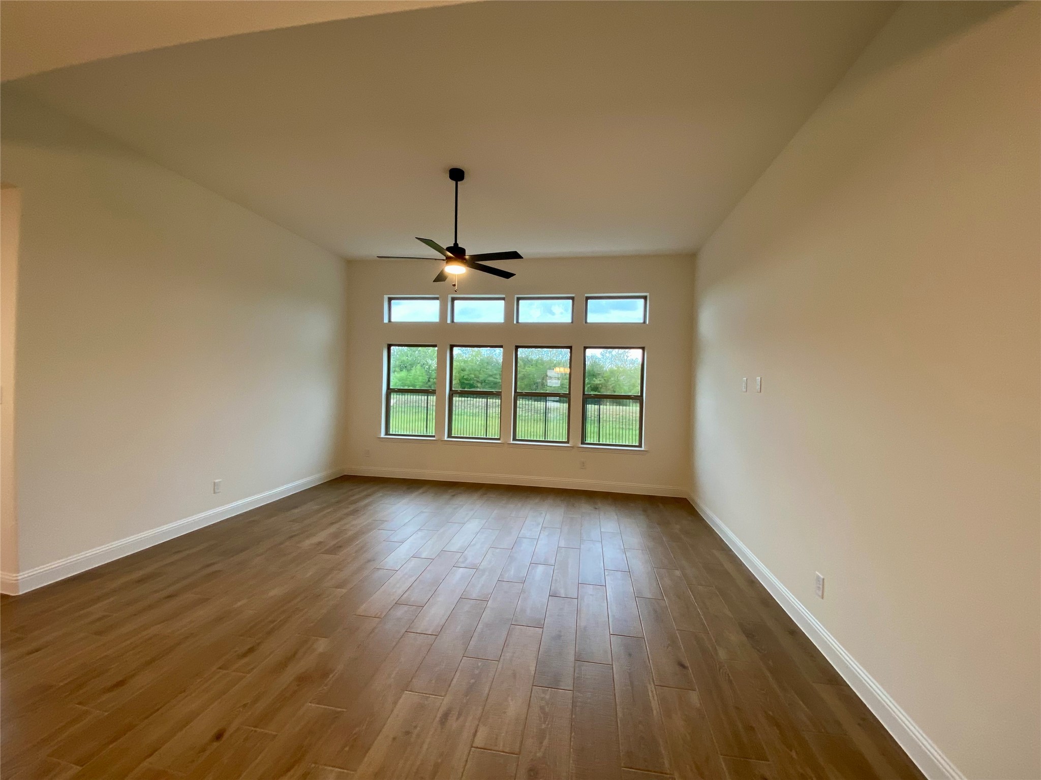 310 Devonshire Drive Greenville TX 75401