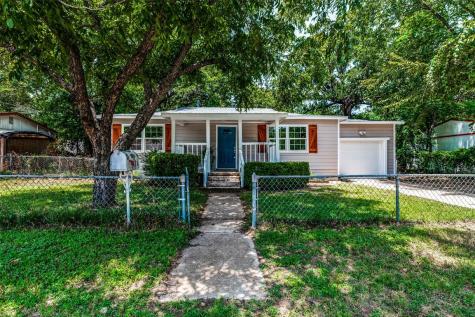 5804 Frisco Avenue Forest Hill TX 76119